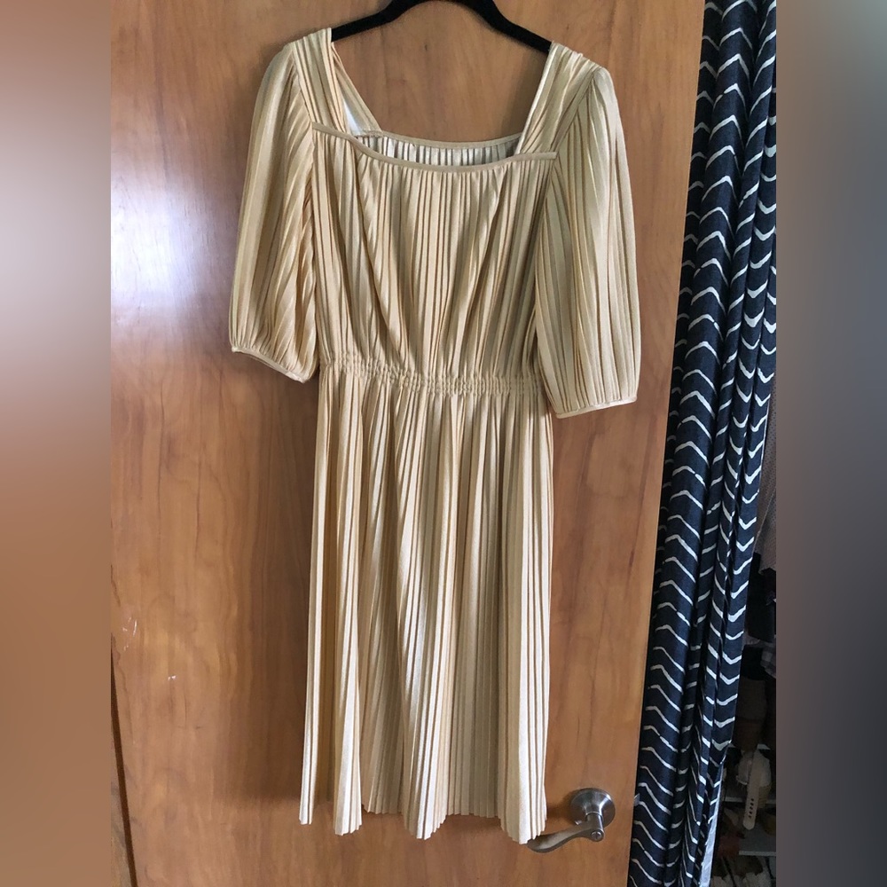 Vintage 70’s Knife Pleat Dress- Gold